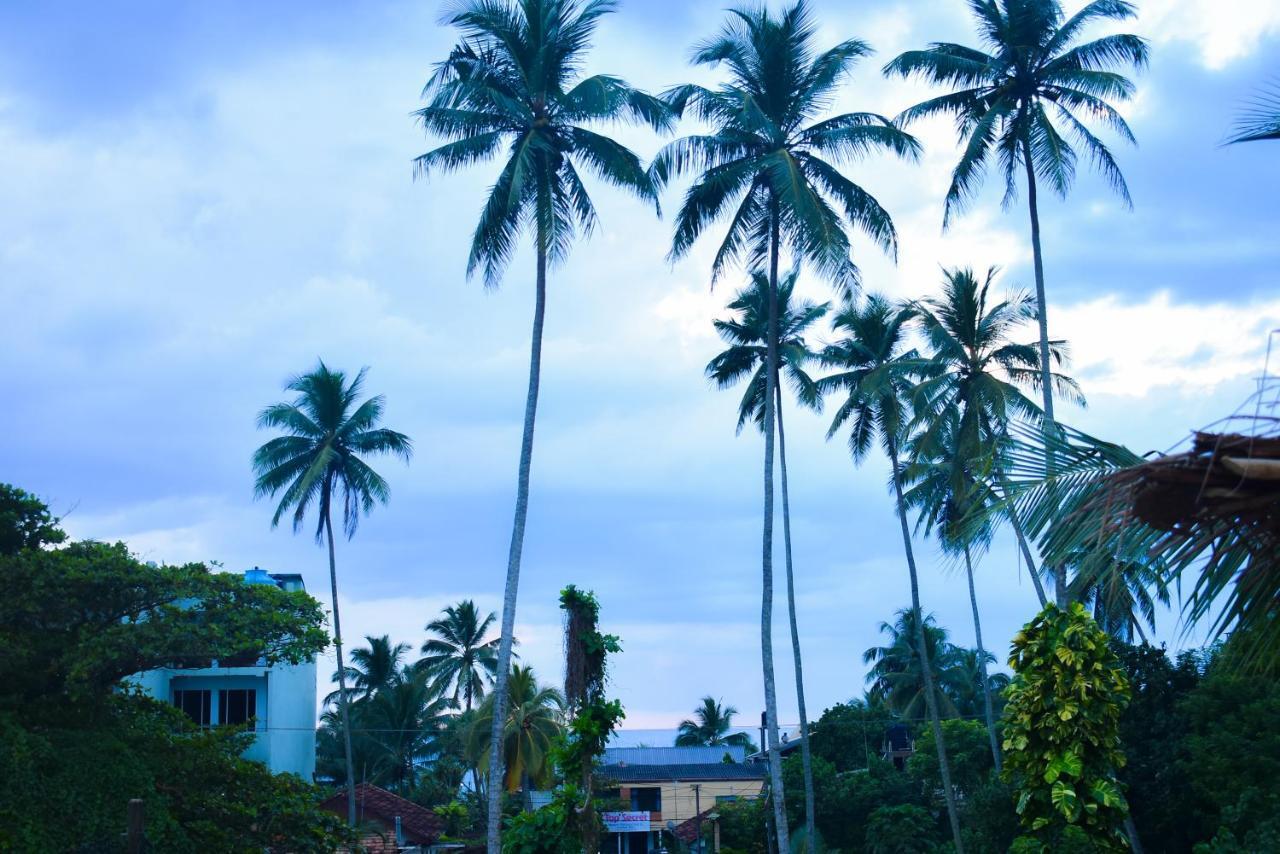 Felicia Villa Hikkaduwa Exterior photo